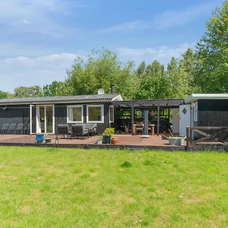 Holmer - 2-5km From The Sea By Interhome Vakantiehuis